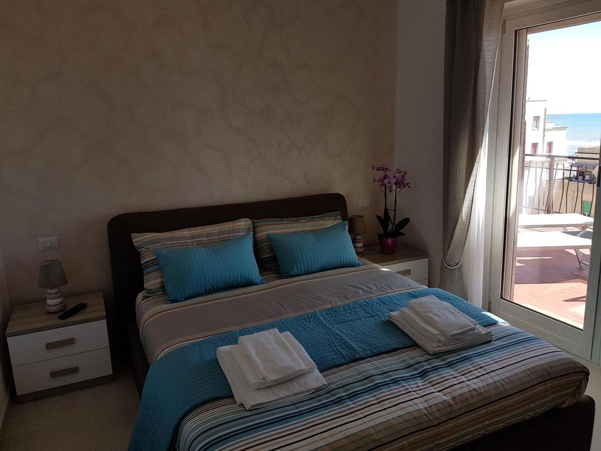 Mary'S Penthouse Daire Lido di Ostia Dış mekan fotoğraf